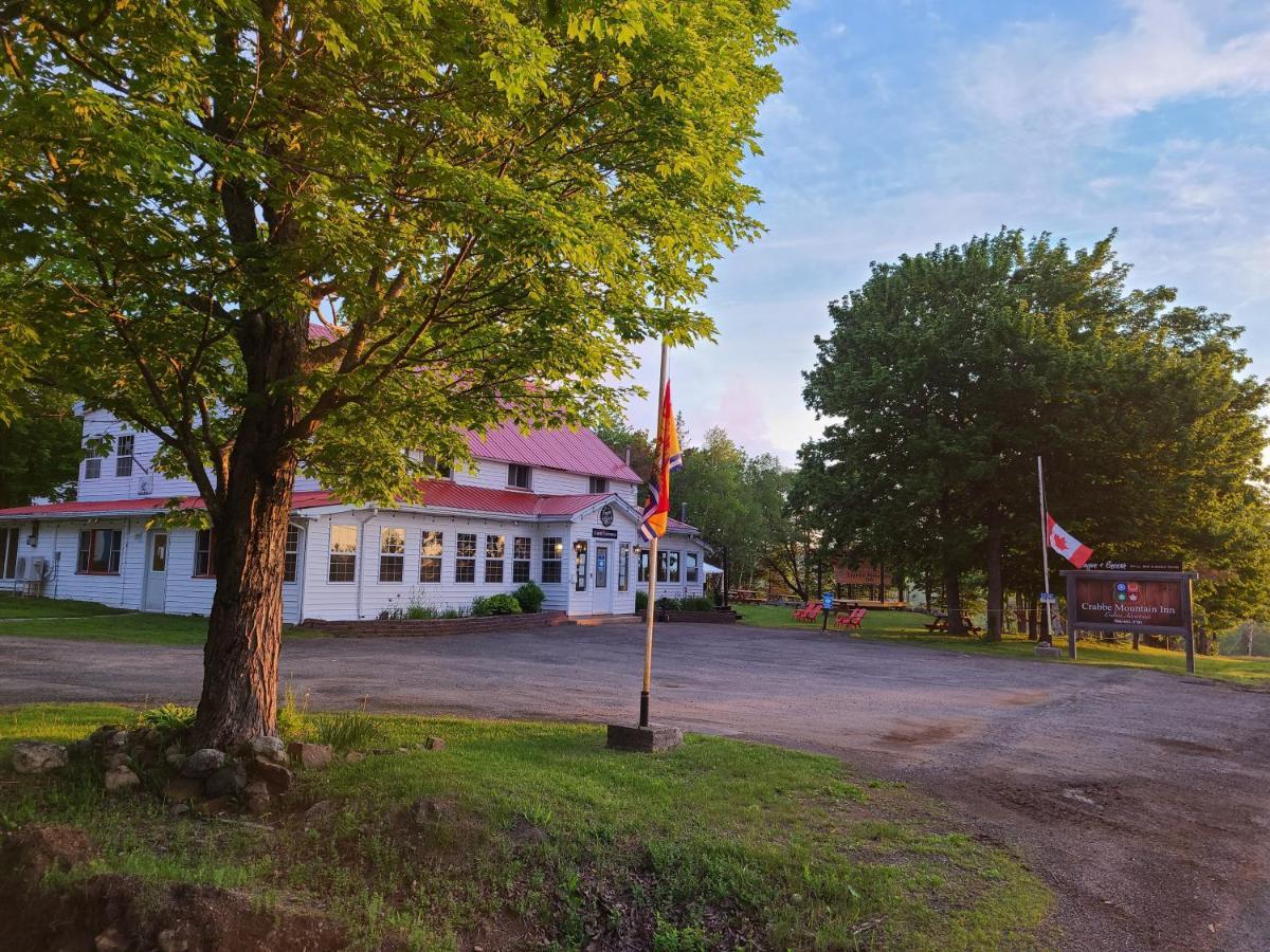 Crabbe Mountain Inn Southampton Exterior foto